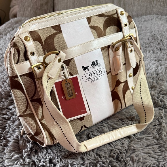 Coach Handbags - Coach Shoulder Bag